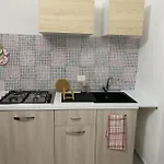 Tosk House Apartament *
