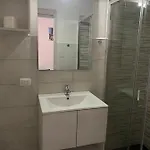 Apartament Tosk House *