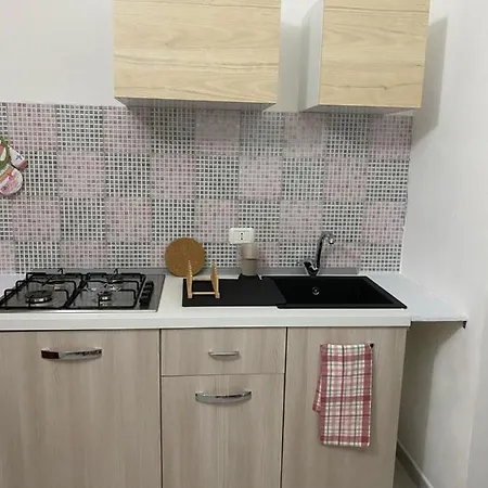 Tosk House דירה *