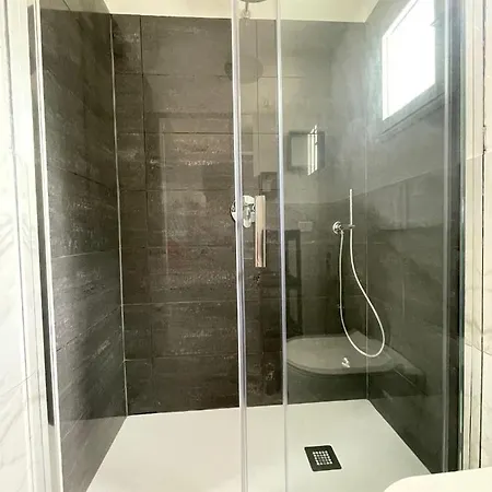 Tosk House Apartment *
