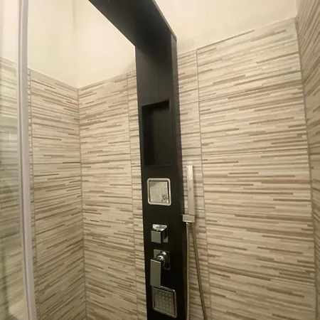 Tosk House Apartment *